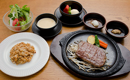 ステーキディナー